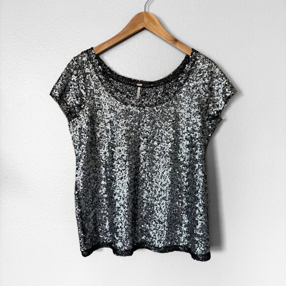 Free People Forever Sparkle Silver Sequin Scallop Back Blouse Womens Size XS - Picture 1 of 10